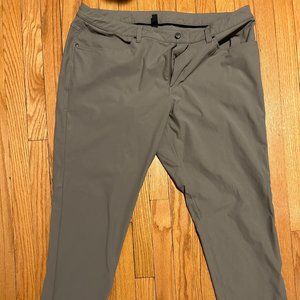 Lululemon ABC Slim Fit Pants Carbon Dust 40x32